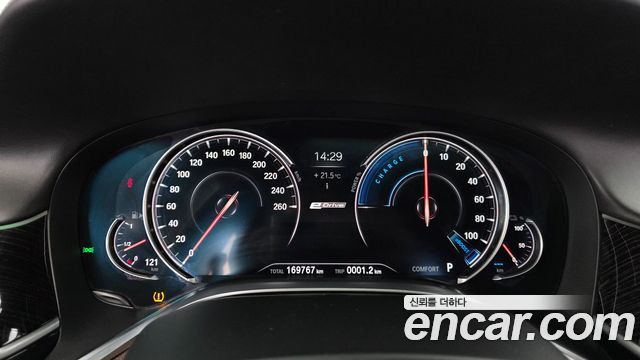 BMW 7 Series (G11) 740e iPerformance M Sport 2018 — фото 8