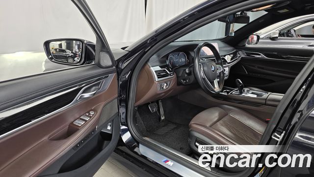 BMW 7 Series (G11) 740e iPerformance M Sport 2018 — фото 10