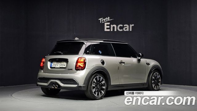 MINI Cooper S Classic Launch Pack Third Generation 2023 — фото 2