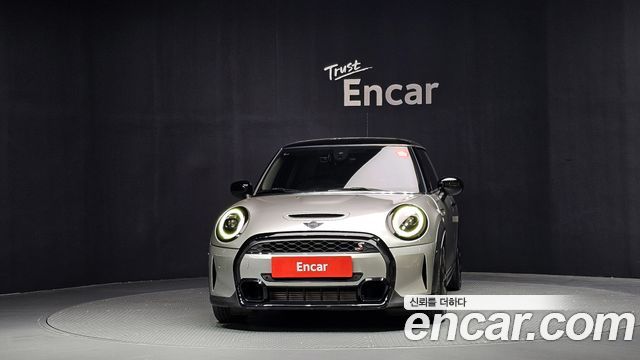 MINI Cooper S Classic Launch Pack Third Generation 2023 — фото 3