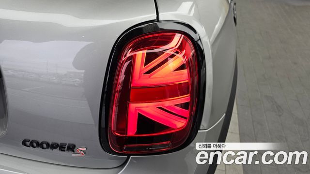 MINI Cooper S Classic Launch Pack Third Generation 2023 — фото 23
