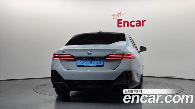 BMW i5 (G60) xDrive 40 M Sport 2026 — фото 4