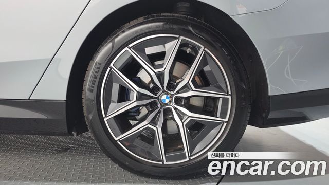 BMW i5 (G60) xDrive 40 M Sport 2026 — фото 21