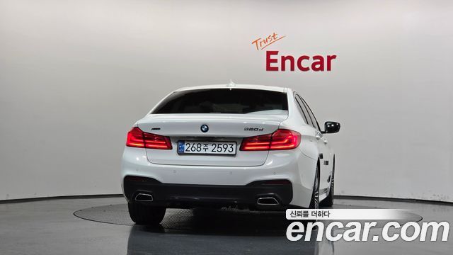 BMW 5 Series (G30) 520d xDrive M Sport Package Plus 2020 — фото 4