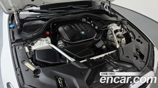 BMW 5 Series (G30) 520d xDrive M Sport Package Plus 2020 — фото 6