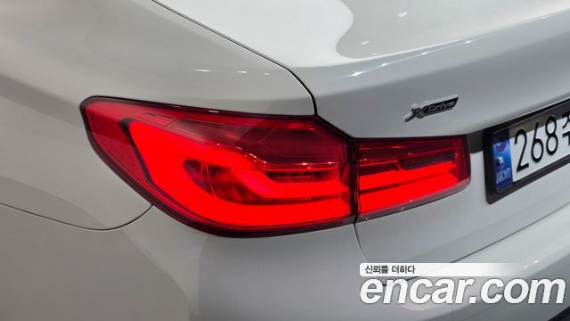 BMW 5 Series (G30) 520d xDrive M Sport Package Plus 2020 — фото 23