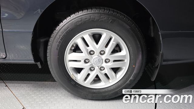 Hyundai Grand Starex Van 5-Seater Modern 2019 — фото 5