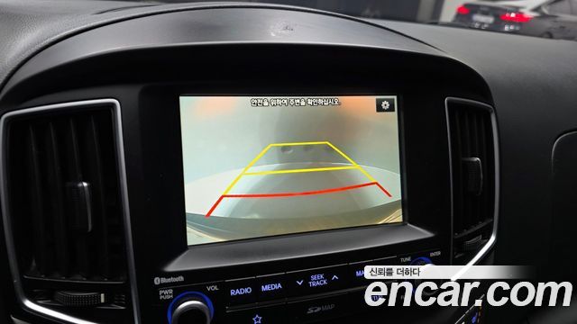 Hyundai Grand Starex Van 5-Seater Modern 2019 — фото 15