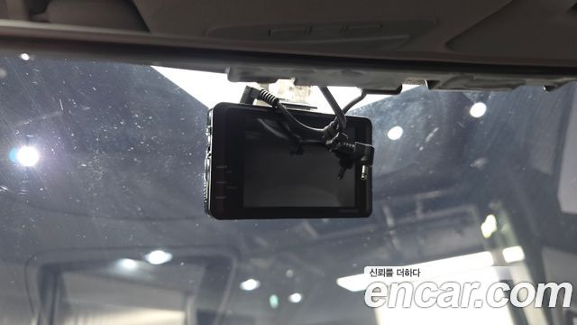 Hyundai Grand Starex Van 5-Seater Modern 2019 — фото 29