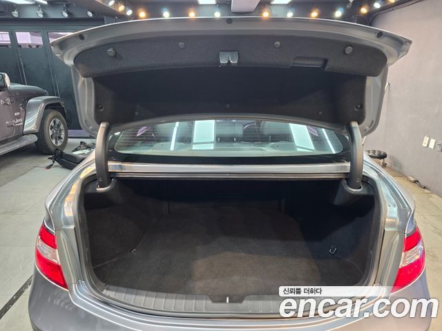 Hyundai Grandeur (HG) HG240 Modern 2015 — фото 23