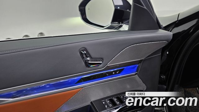 BMW 7 Series (G70) 740i xDrive M Sport Limited 2024 — фото 27
