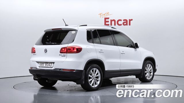 Volkswagen Tiguan 2.0 TDI Comfort 5N 2015 — фото 2