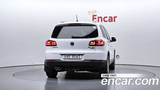Volkswagen Tiguan 2.0 TDI Comfort 5N 2015 — фото 4