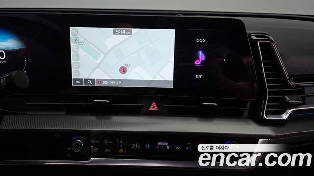 Kia Sportage (V) Gasoline 1.6 Turbo 2WD Nobleless 2022 — фото 14