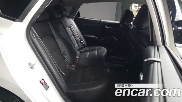 Kia K7 Premier 3.0 GDI Signature 2020 — фото 12