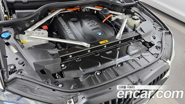 BMW X5 (G05) xDrive 50e M Sport 2025 — фото 6