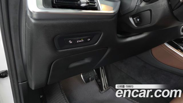 BMW X5 (G05) xDrive 50e M Sport 2025 — фото 32