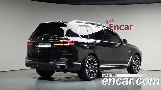 BMW X7 (G07) xDrive 40i M Sport 6STR 2024 — фото 2