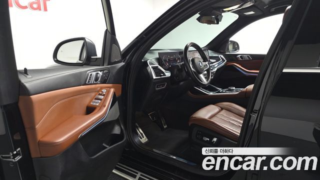 BMW X7 (G07) xDrive 40i M Sport 6STR 2024 — фото 10