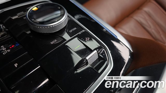 BMW X7 (G07) xDrive 40i M Sport 6STR 2024 — фото 17