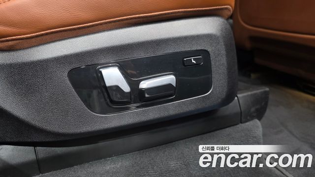 BMW X7 (G07) xDrive 40i M Sport 6STR 2024 — фото 32