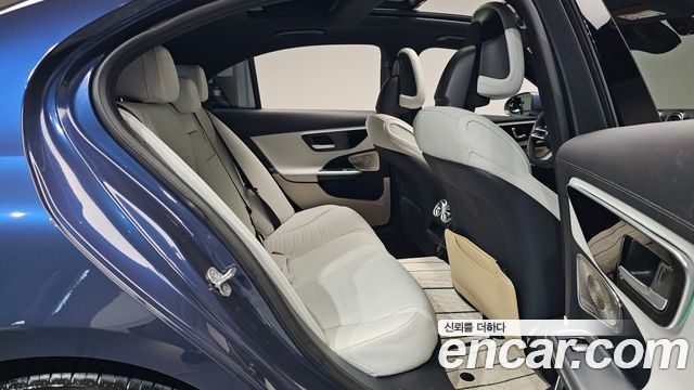 Mercedes-Benz C-Class (W206) C300 4MATIC AMG Line 2024 — фото 11