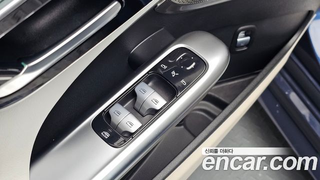 Mercedes-Benz C-Class (W206) C300 4MATIC AMG Line 2024 — фото 28