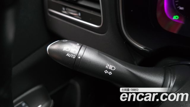 Renault Korea QM6 2.0 LPe RE Signature 2WD 2022 — фото 20
