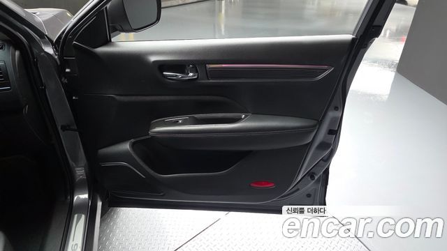 Renault Korea QM6 2.0 LPe RE Signature 2WD 2022 — фото 24