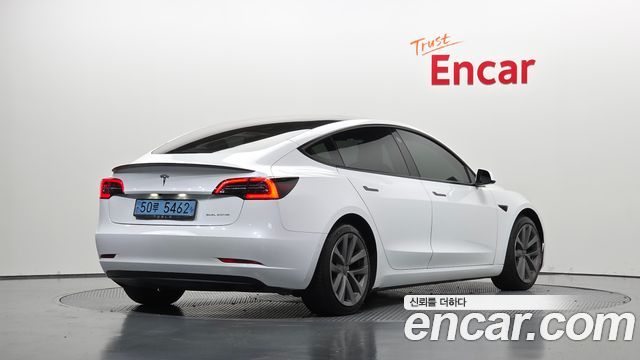 Tesla Model 3 Long Range AWD 2021 — фото 2