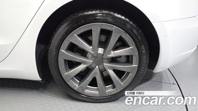 Tesla Model 3 Long Range AWD 2021 — фото 5