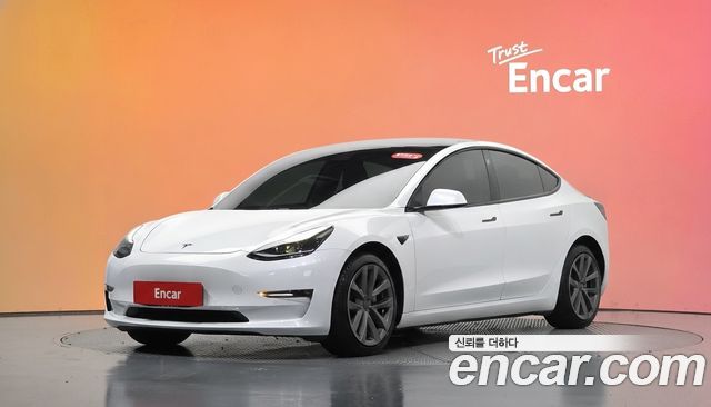 Tesla Model 3 Long Range AWD