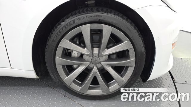 Tesla Model 3 Long Range AWD 2021 — фото 21