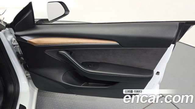 Tesla Model 3 Long Range AWD 2021 — фото 24