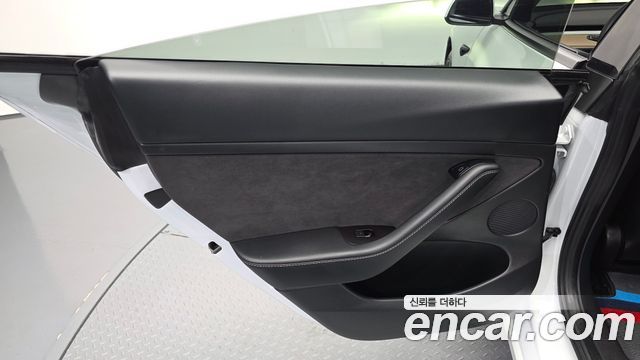 Tesla Model 3 Long Range AWD 2021 — фото 25