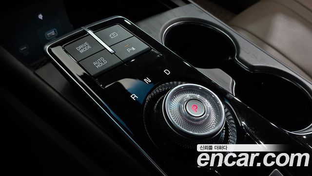Kia K8 2.5 Gasoline 2WD Noblesse 2023 — фото 9