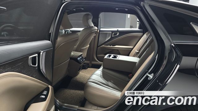 Kia K8 2.5 Gasoline 2WD Noblesse 2023 — фото 11