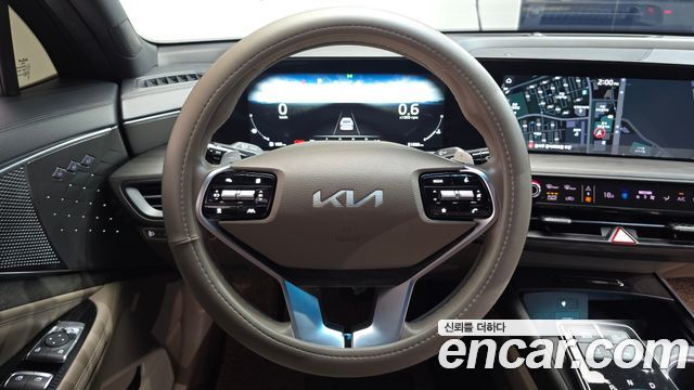 Kia K8 2.5 Gasoline 2WD Noblesse 2023 — фото 15