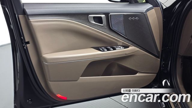 Kia K8 2.5 Gasoline 2WD Noblesse 2023 — фото 24