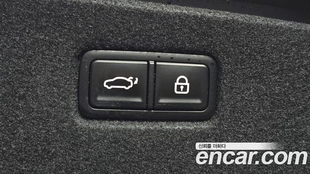 Kia K8 2.5 Gasoline 2WD Noblesse 2023 — фото 28