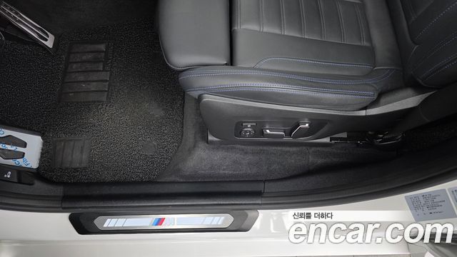 BMW iX3 M Sports 2024 — фото 31