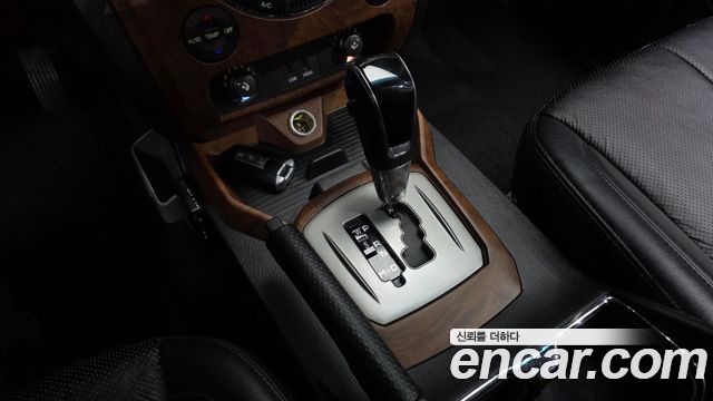 KG Mobility (SsangYong) Rexton W 2.2 4WD RX7 Luxury 2016 — фото 9