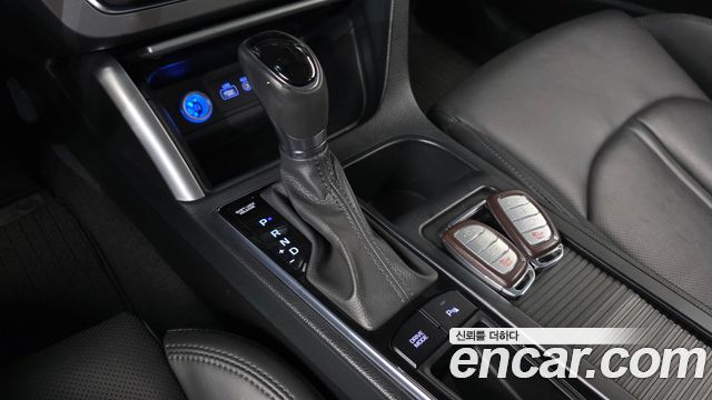 Hyundai Sonata (LF) 1.6 Turbo Smart 2016 — фото 9