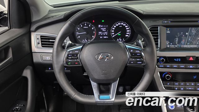 Hyundai Sonata (LF) 1.6 Turbo Smart 2016 — фото 14