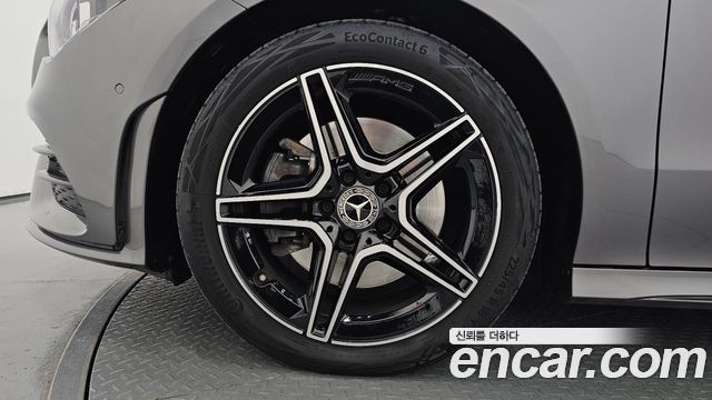 Mercedes-Benz CLA-Class (C118) CLA250 4MATIC 2021 — фото 5
