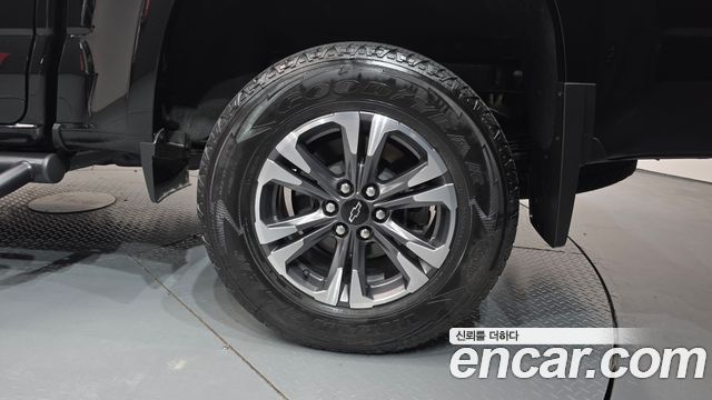Chevrolet Real New Colorado 3.6 Z71-X 4WD 2022 — фото 21