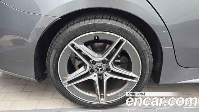 Mercedes-Benz CLS-Class (C257) CLS300d 4MATIC 2022 — фото 5