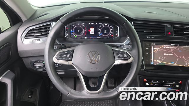 Volkswagen Tiguan (II) 2.0 TDI 4Motion Prestige 2023 — фото 12