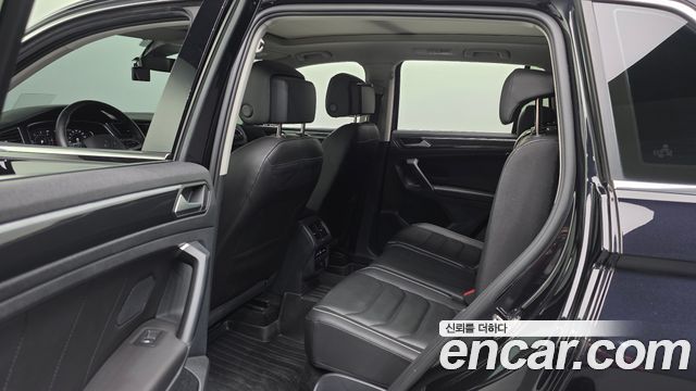Volkswagen Tiguan (II) 2.0 TDI 4Motion Prestige 2023 — фото 15