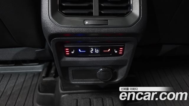 Volkswagen Tiguan (II) 2.0 TDI 4Motion Prestige 2023 — фото 16